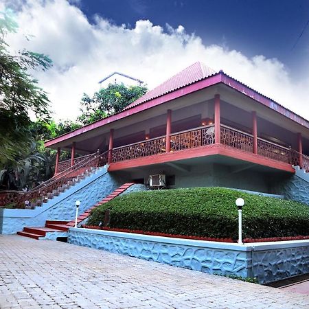 Outpost@Alibaug Hotel Alībāg Exterior photo