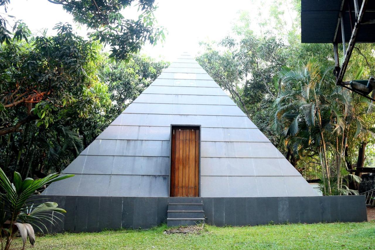 Outpost@Alibaug Hotel Alībāg Exterior photo