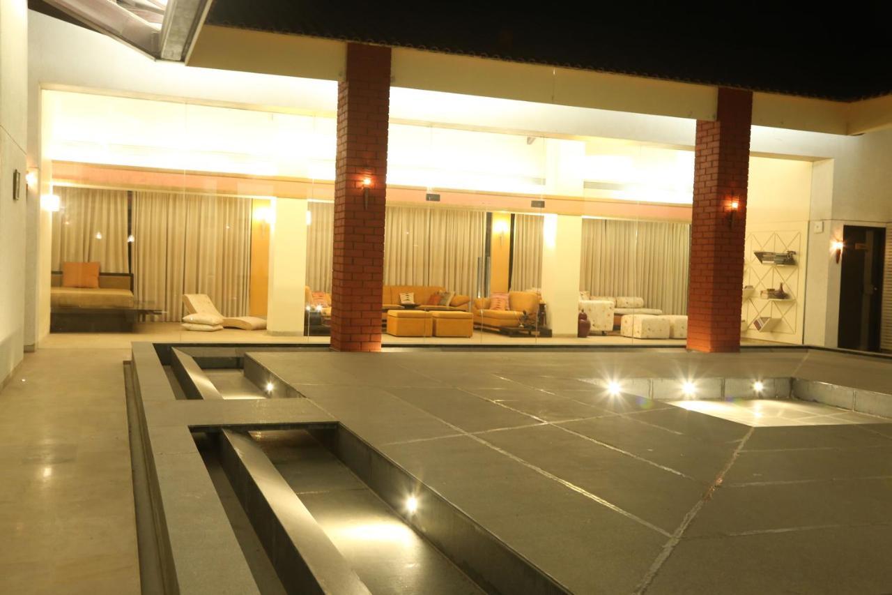 Outpost@Alibaug Hotel Alībāg Exterior photo