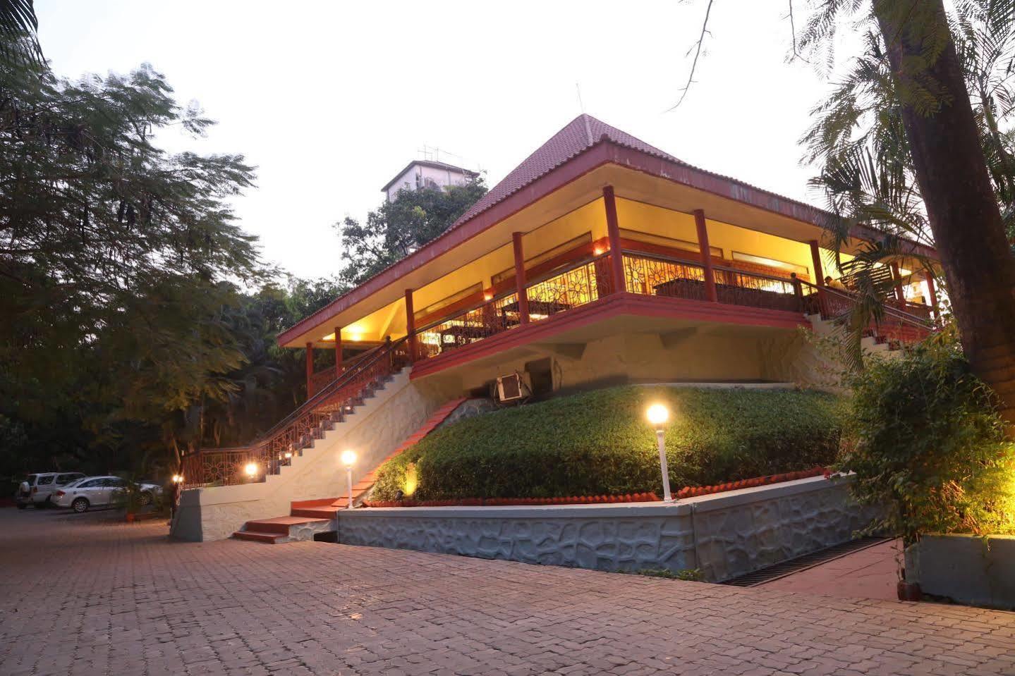 Outpost@Alibaug Hotel Alībāg Exterior photo